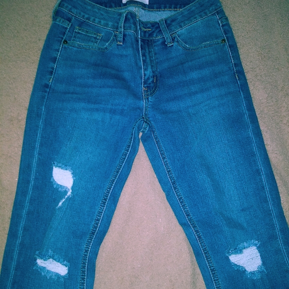 JBD. Denim ripped jeans